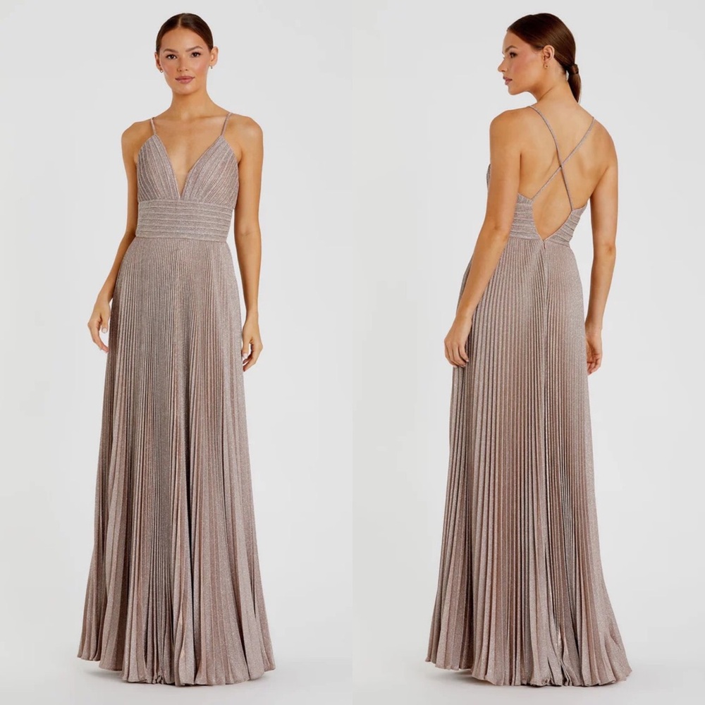 NEW NWT Mac Duggal Shimmer Pleated V Neck Maxi Gown In Rose Gold